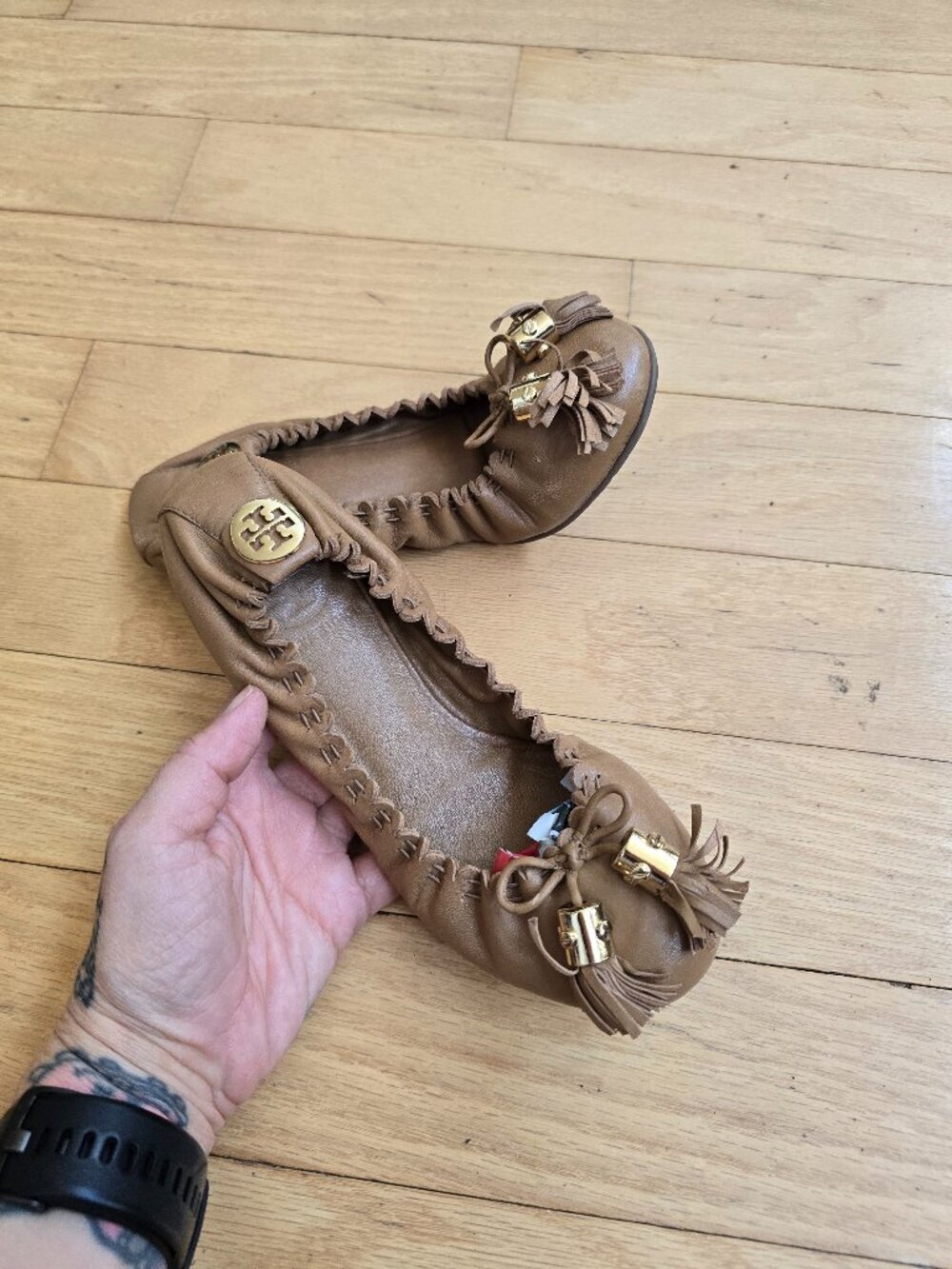 Tory Burch | Reese brown leather tassel gold tone balletcore flats | WMS 6